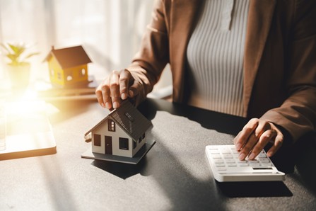 Downsizer contributions and main residence exemption